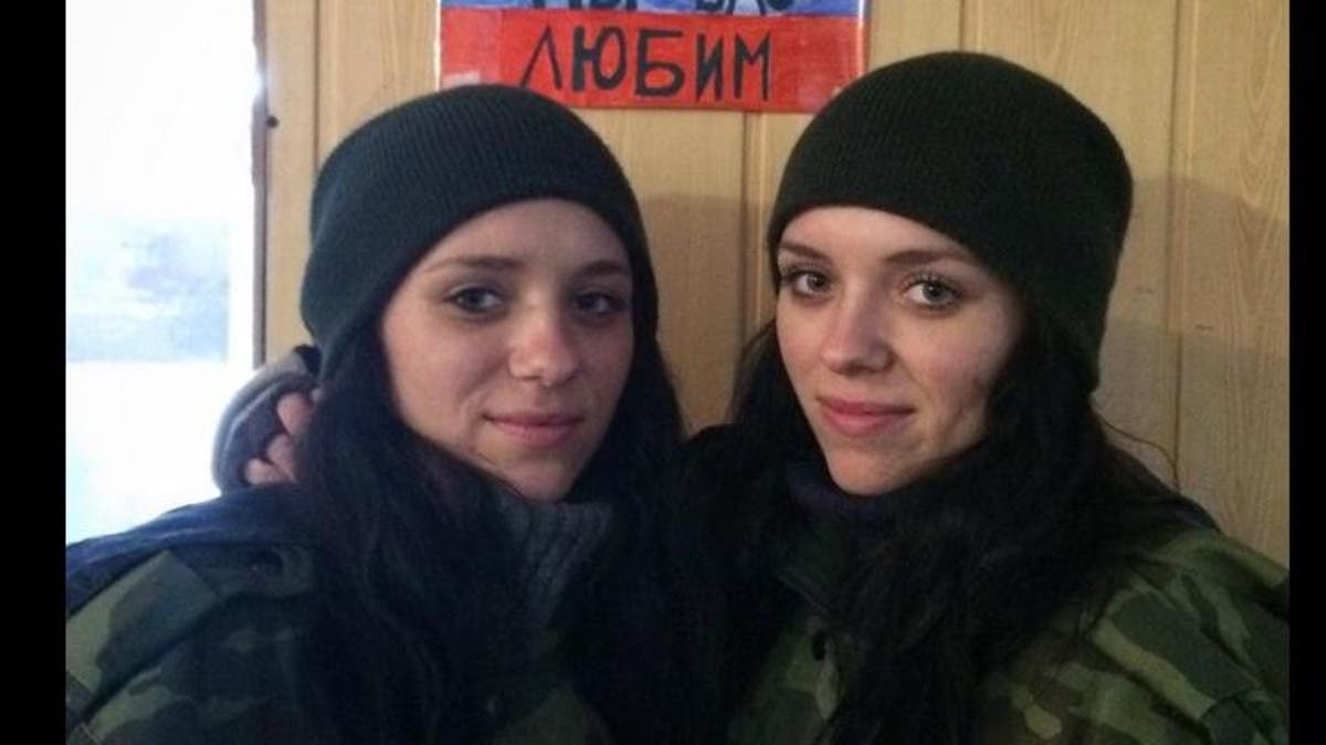 19-year-old twin sisters fight with pro-Russian rebels in Ukraine