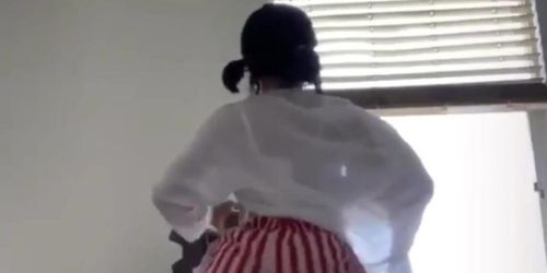 Doja Cat twerking - Tnaflix.com