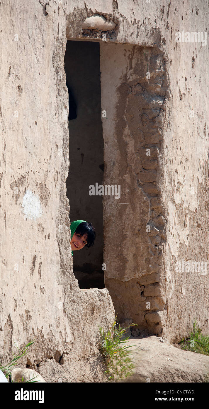 Young Pashto girl in Marjah, Helmand, Afghanistan Stock Photo - Alamy