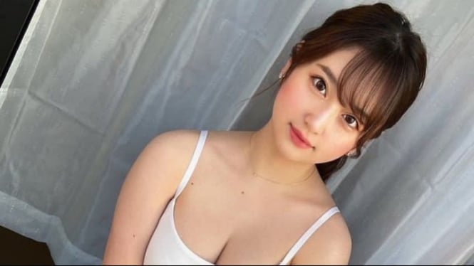 Debut Film Porno, Kaname Momojiri Ngaku Sempat Nangis Saat Telanjang