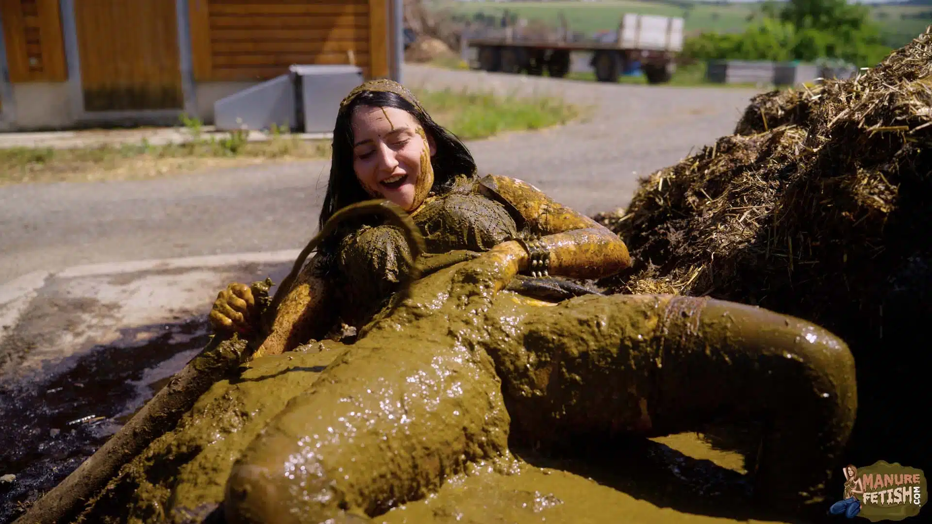 Rada Brewer Metal Girl In Manure - ManureFetish -