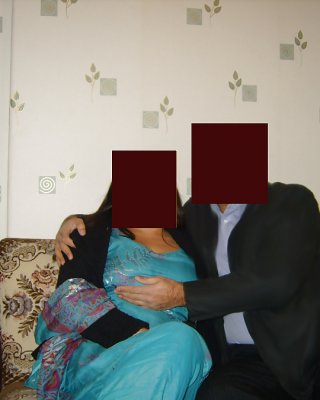 Pakistani cpl threesome fucking Porn Pictures, XXX Photos, Sex ...