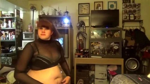 Watch Big fat belly doesn't fit into tight pants - Bbw Milf, Fat ...