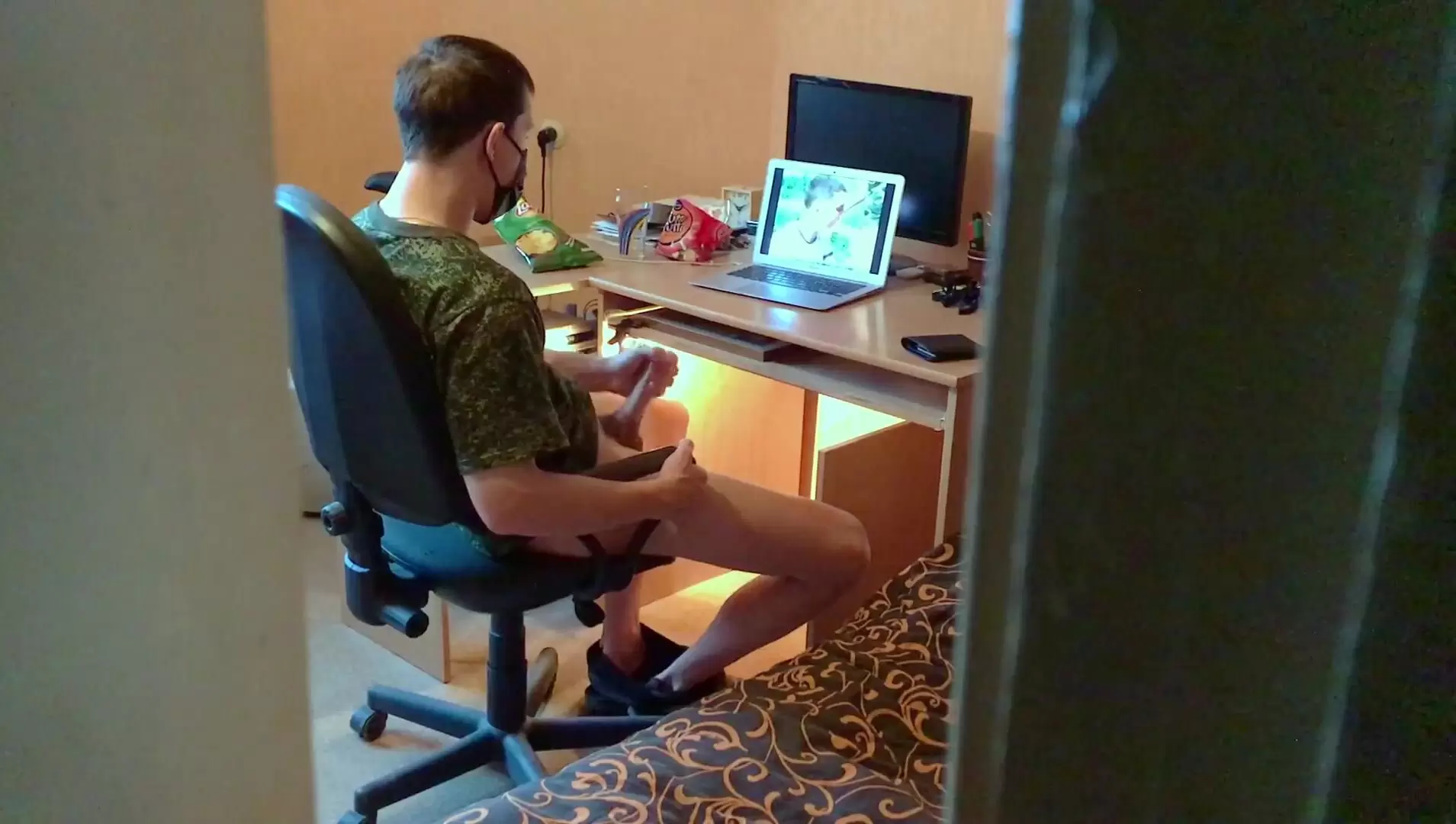 Straight army guy secretly watching gay porn watch online