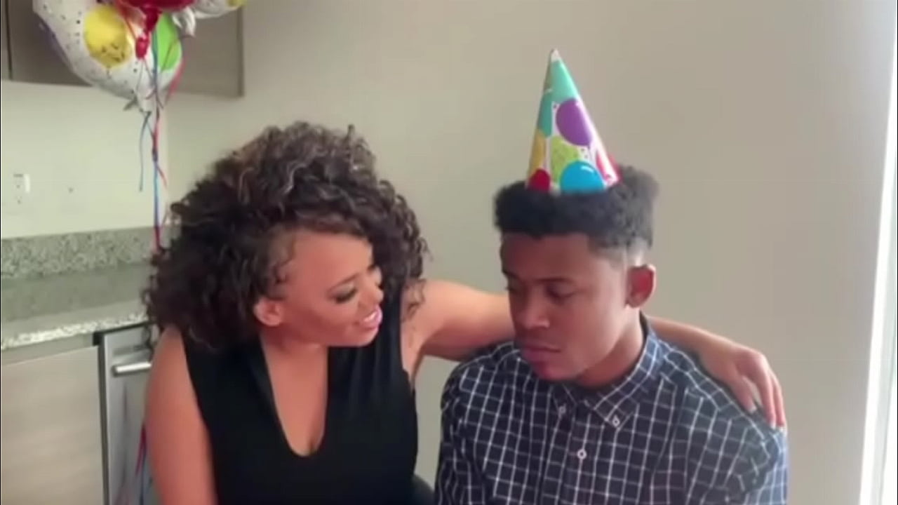 Lil D gets surprised birthday gift - XVIDEOS.COM