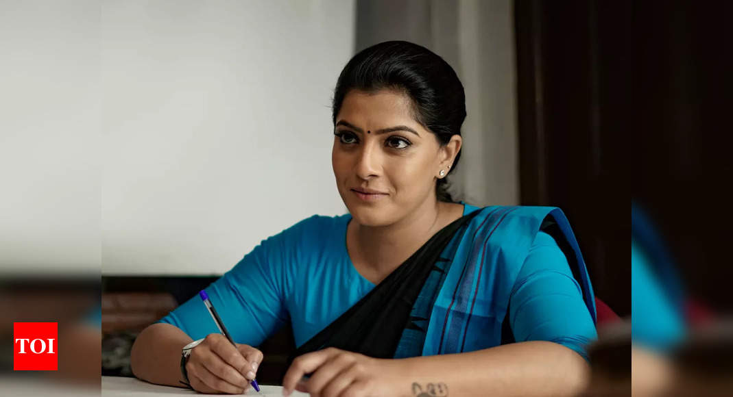 Varalaxmi Sarathkumar plays an IAS officer in this investigative ...