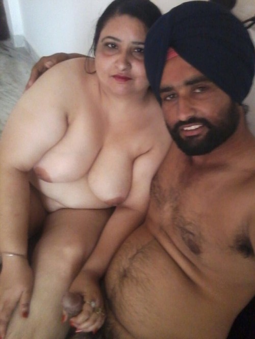 thumbs.pro : punjabistud: Wow. Desi aunty from Ludhiana