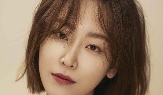 Seo Hyun Jin is ravishing for Marie Claire Korea