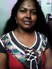 Chennai aunty shoowing her hot body with tamil audio - XXXi.PORN Video