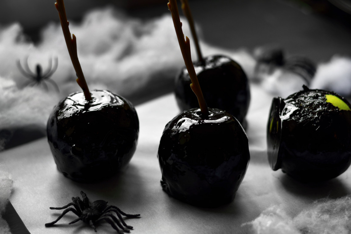 Poison Toffee Apples