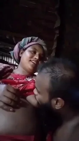 bangladeshi porn bhabhi boob sucking viral clip