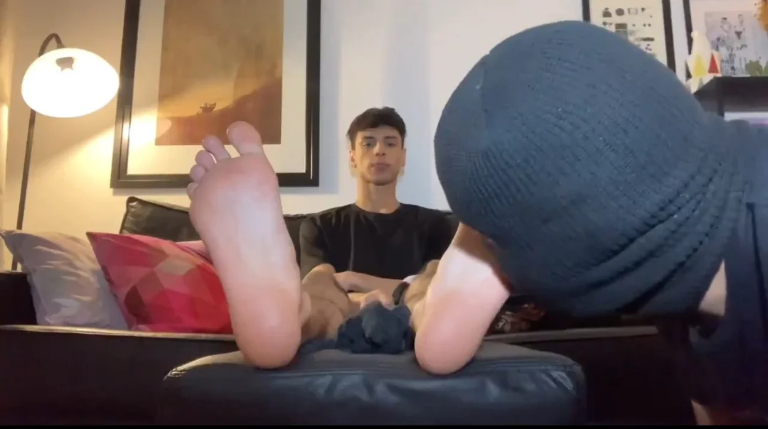 Licking handsome boy feet - ThisVid.com