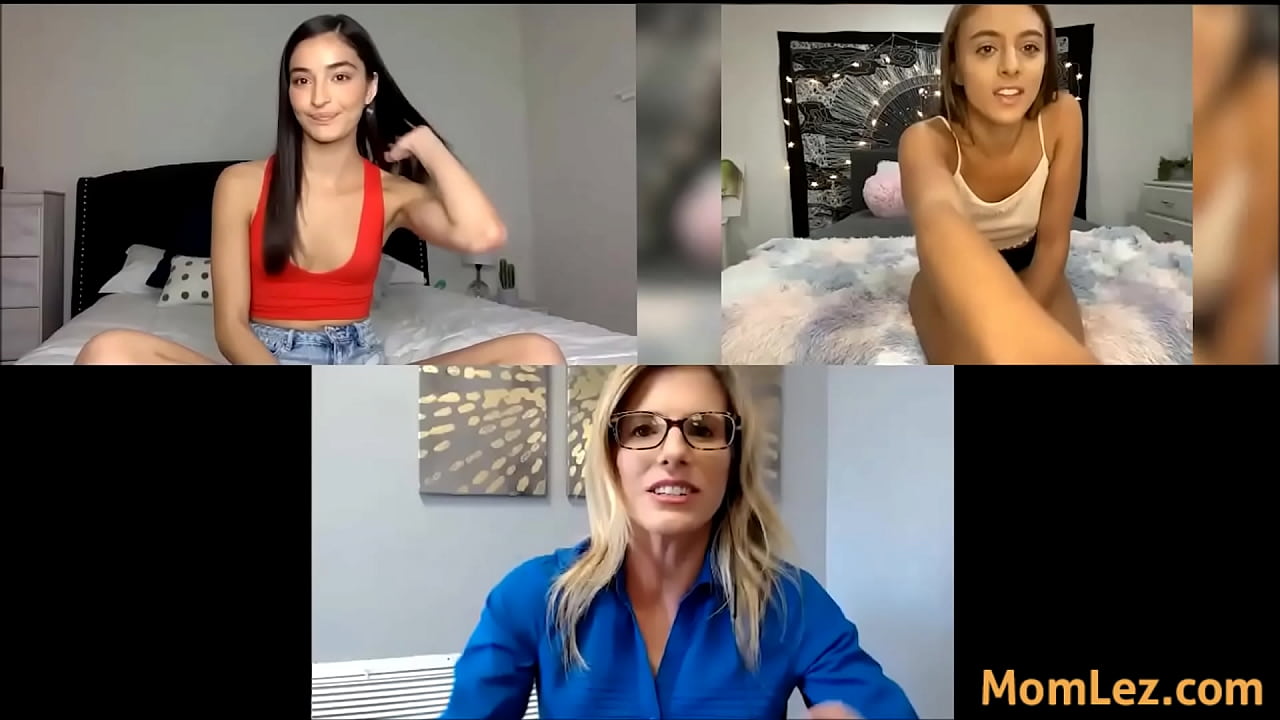 step Mom monitors stepDaughters video calls - XVIDEOS.COM