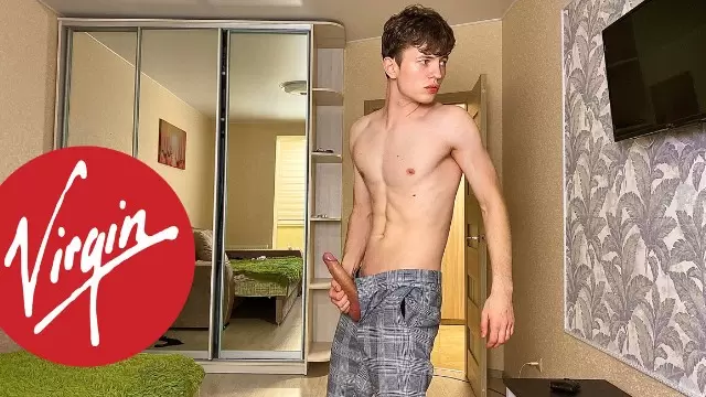 Teenage Boy trying to Relax after College & is the Orgasm the best ...