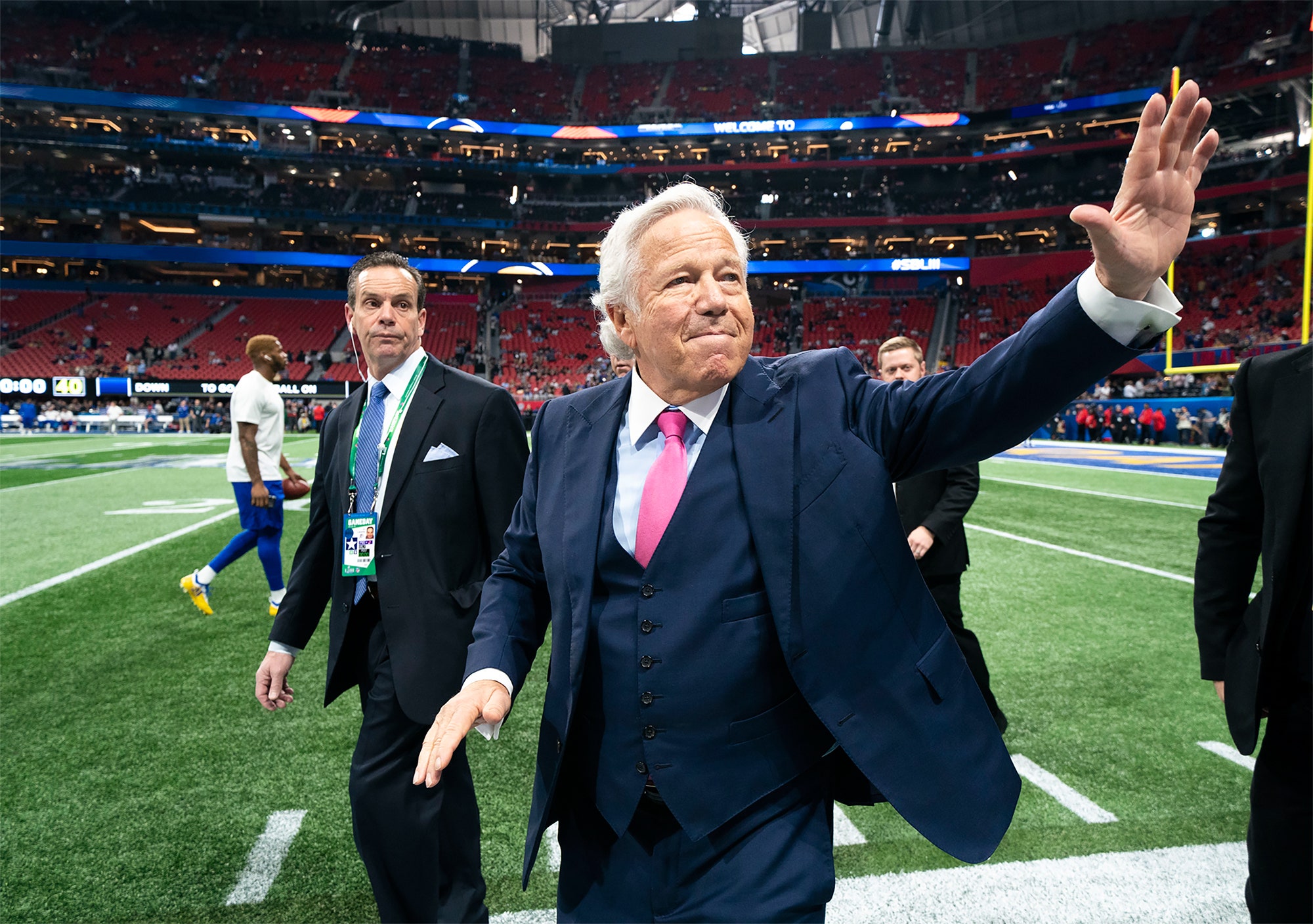 Robert Kraft, a Massage Parlor, and an Unbelievable Story | Vanity ...