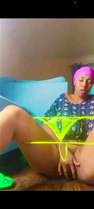 Watch Somali girl masturbating - Somali, Masturbating With Fingers ...