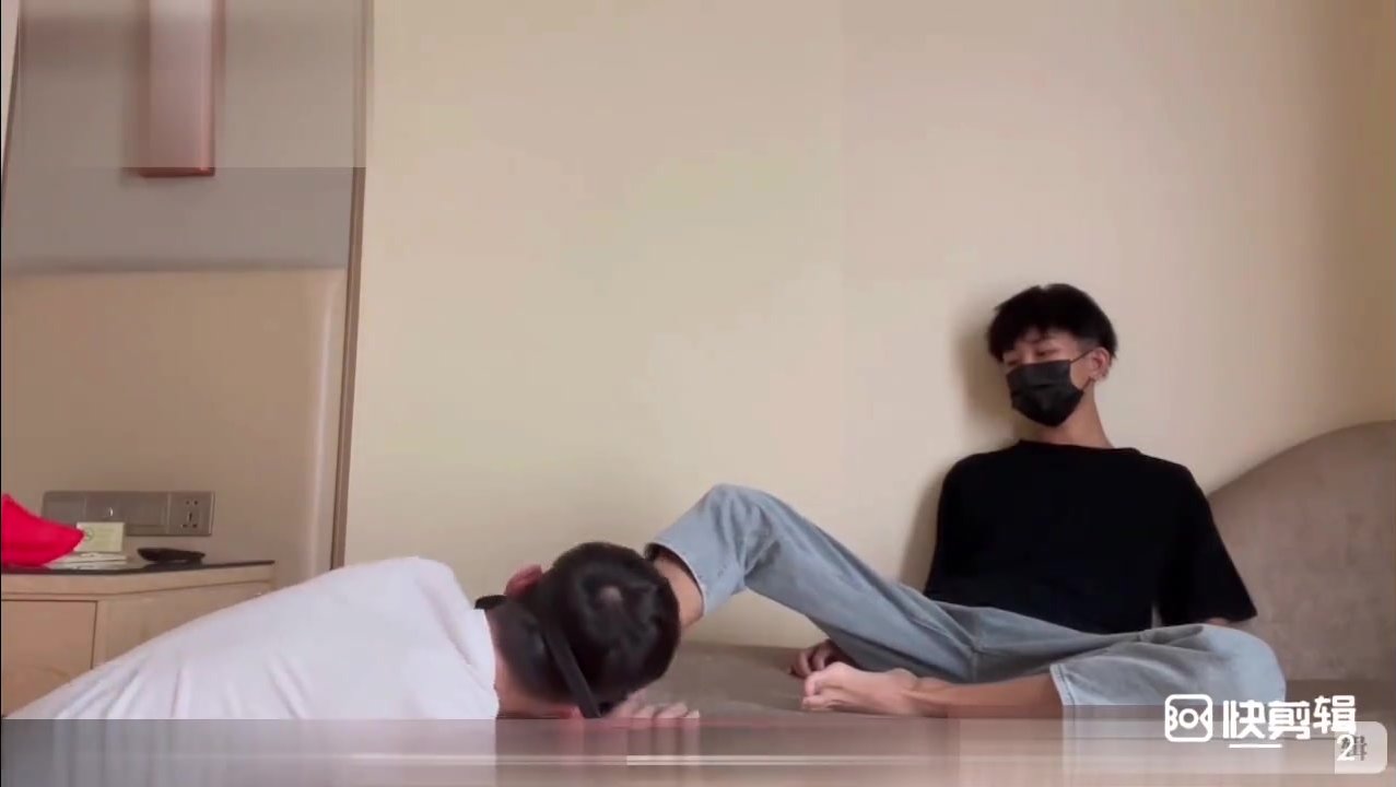 Chinese Young Master - ThisVid.com 中文