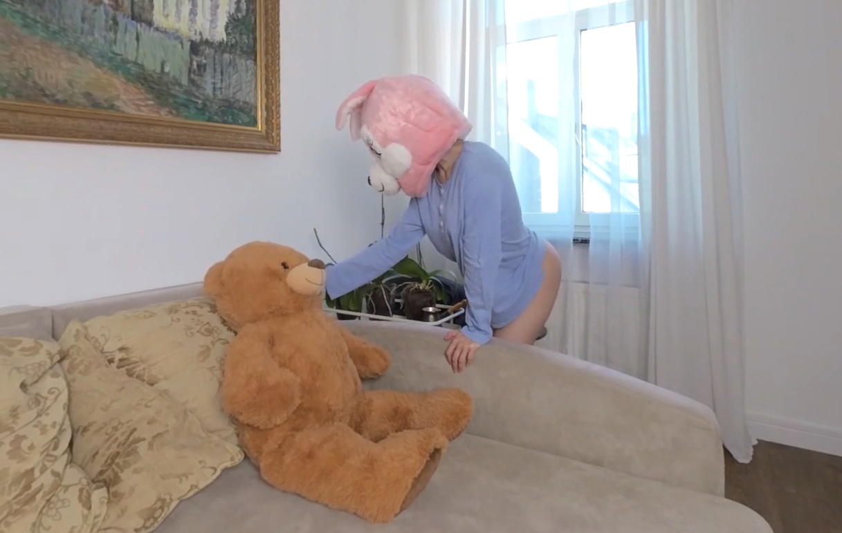 Virtual Striptease and Humping Teddy Bear Living Room by Plushies ...