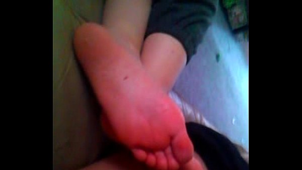 cummed on sisters feet while p. - XVIDEOS.COM