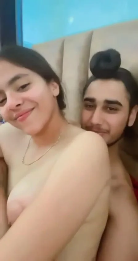 Cute punjabi straight couple - ThisVid.com en anglais