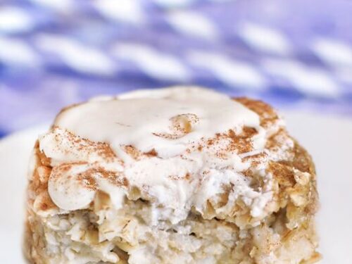 Cinnamon Roll Baked Oatmeal