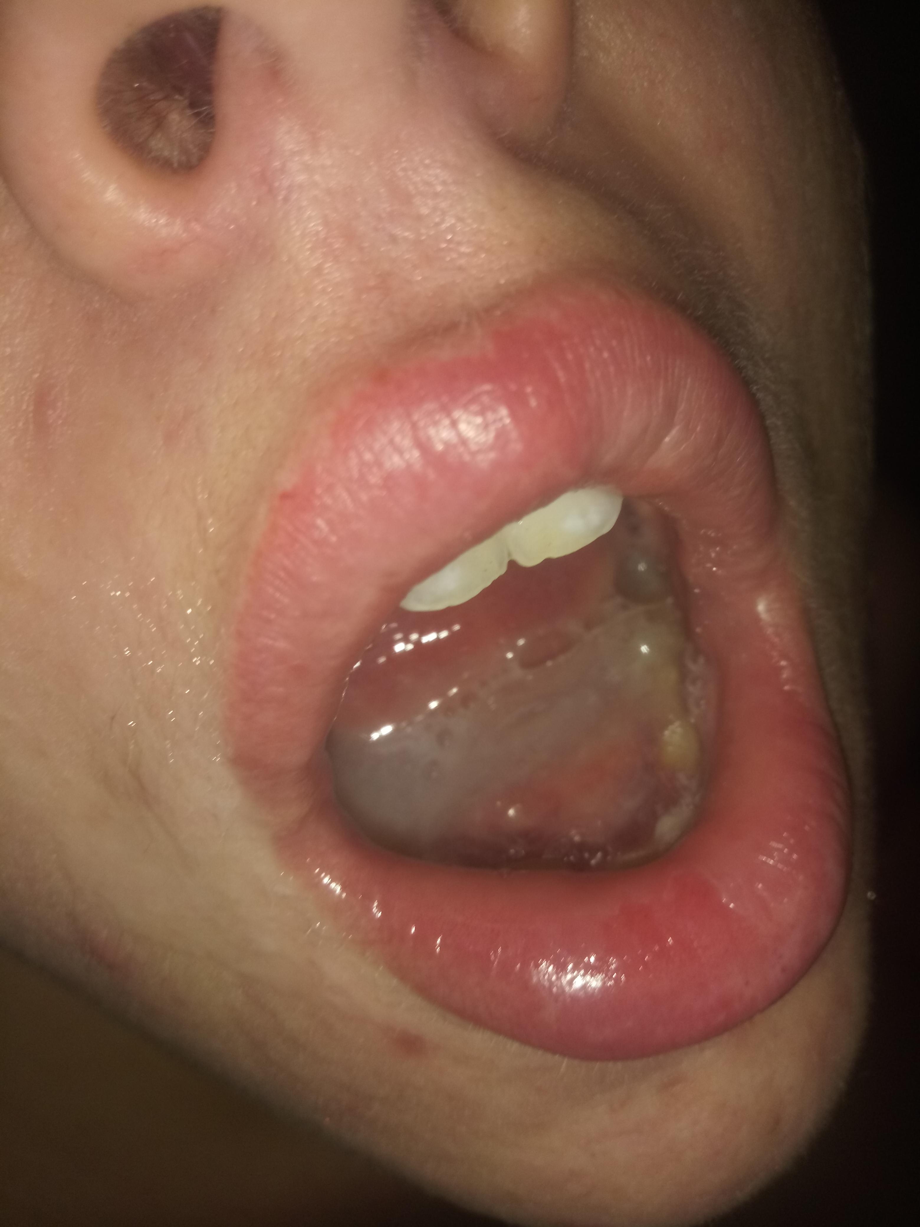 My wife loves swallowing cum, can she swallow yours? Porn Pic ...