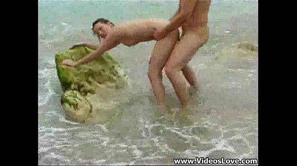 Anal on the Beach with a Hot Chick - XVIDEOS.COM