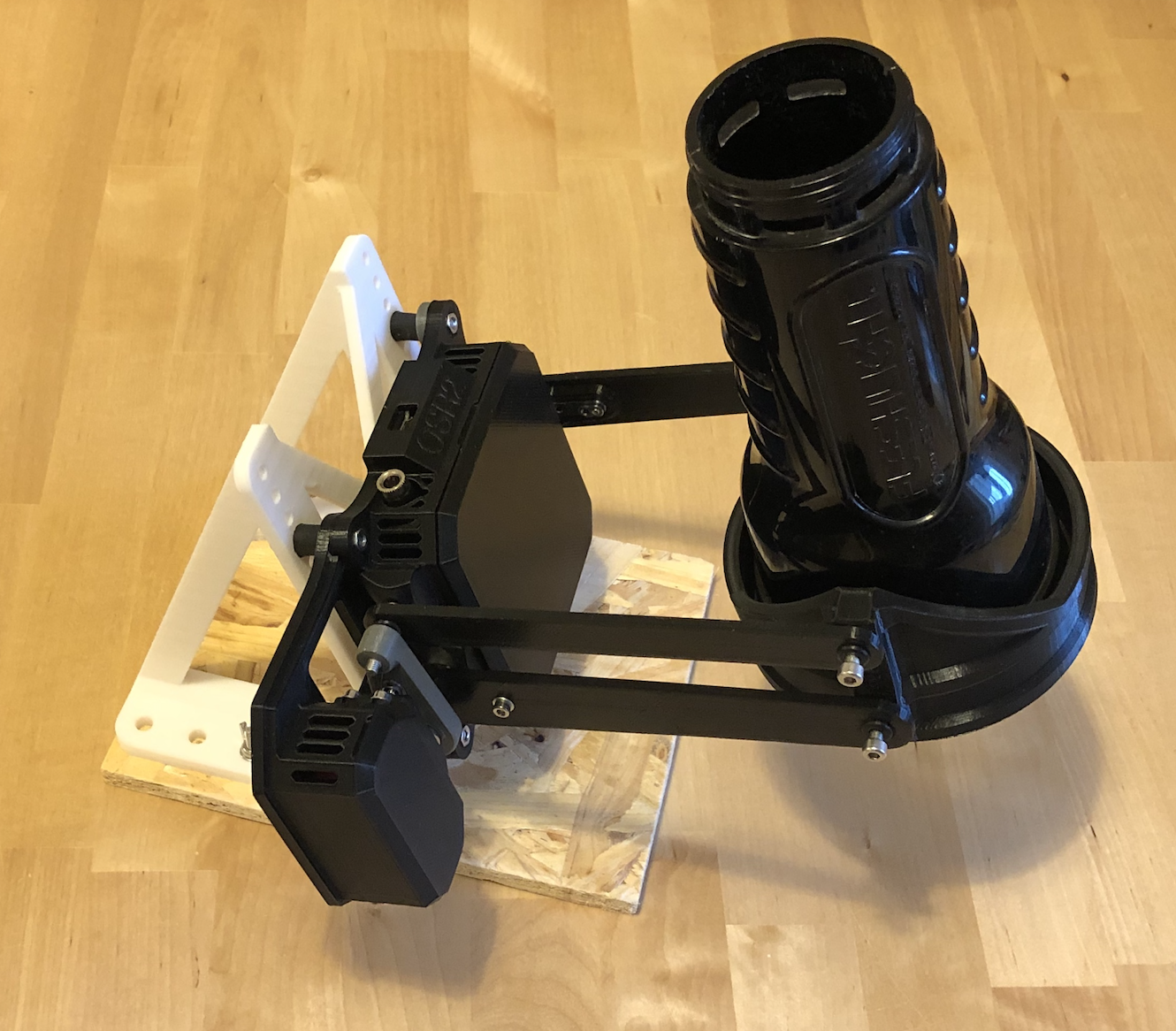 NSFW* This simple 3D printed robot will wield a fleshlight in ...