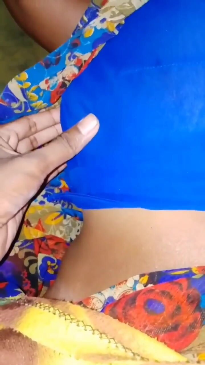 Desi aunty boobs touched while sleeping - ThisVid.com