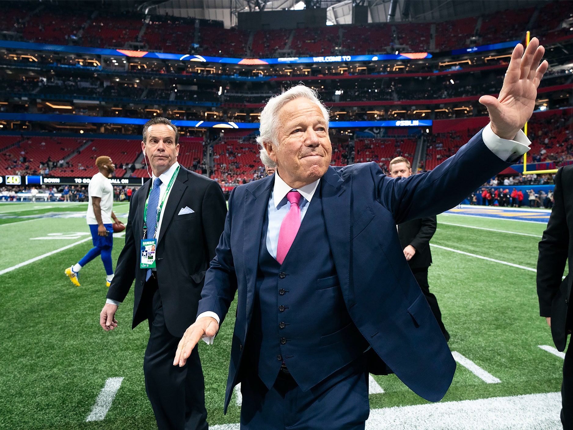 Robert Kraft, a Massage Parlor, and an Unbelievable Story | Vanity ...