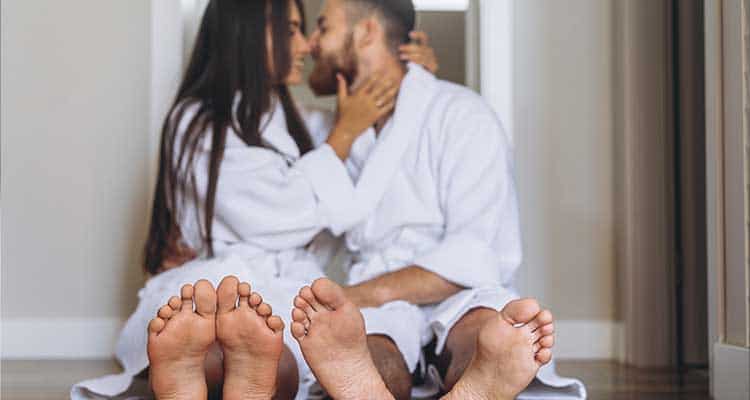 12 Tips And Tricks To Get Your Husband In The Mood - When You Want