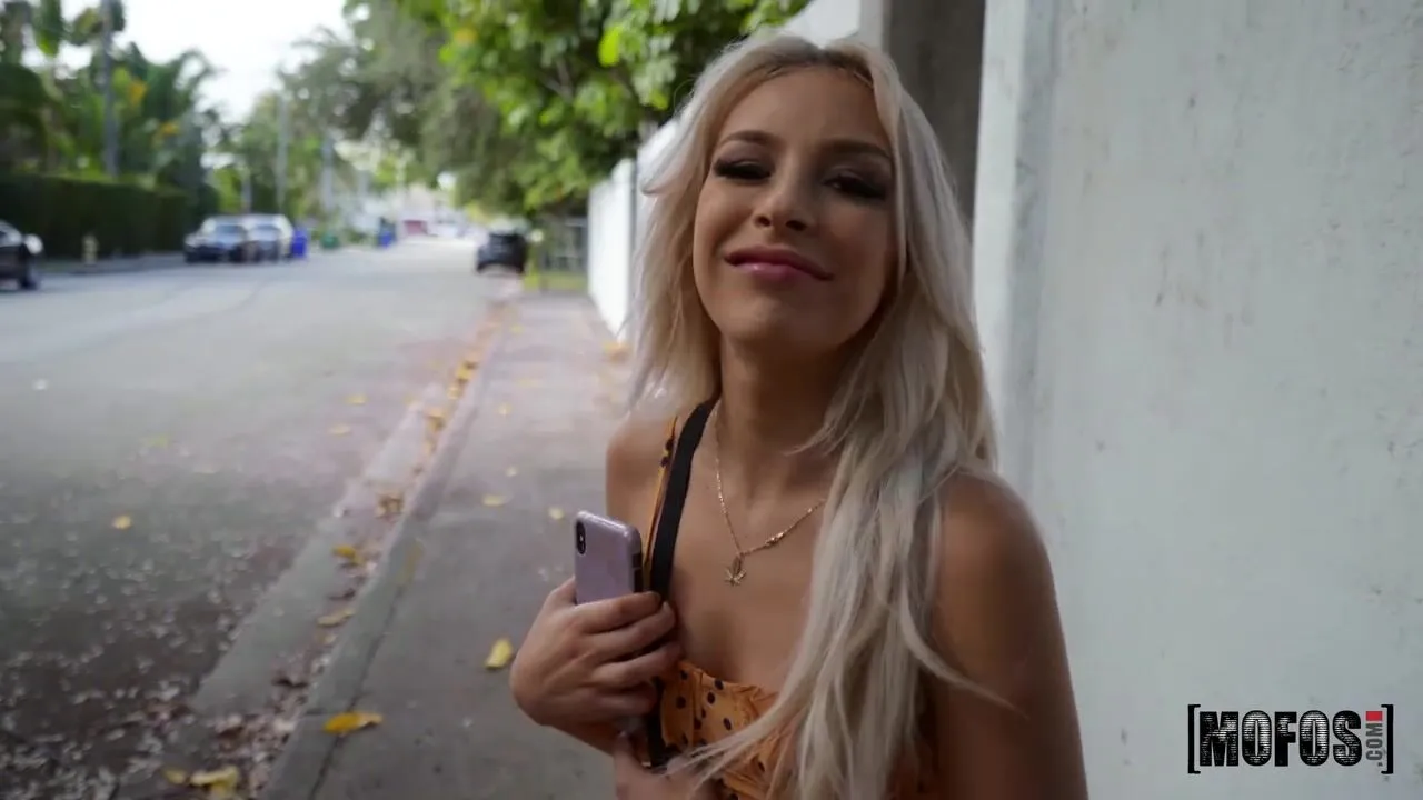 Free Muy caliente carmen caliente picked up on street pov Porn ...