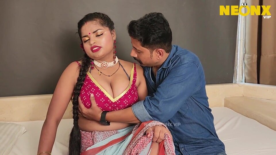 Indian appetizing babe hot sex video / Xozilla.com