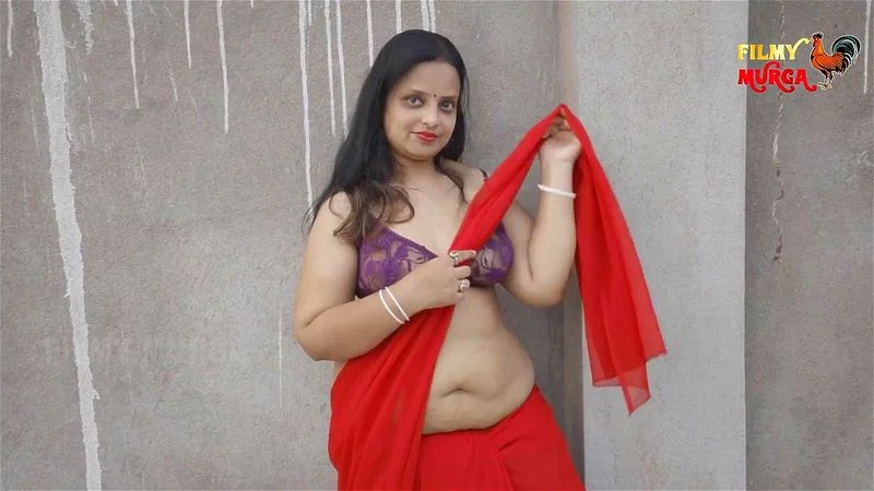 Watch Leena Aunty saree seduction - Show, Aunty, Leena Porn ...