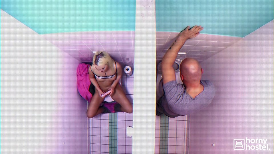 Public toilet hardcore porn video / Xozilla.com