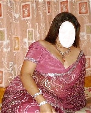 Saree Nude Indian Aunty Porn Pictures, XXX Photos, Sex Images ...