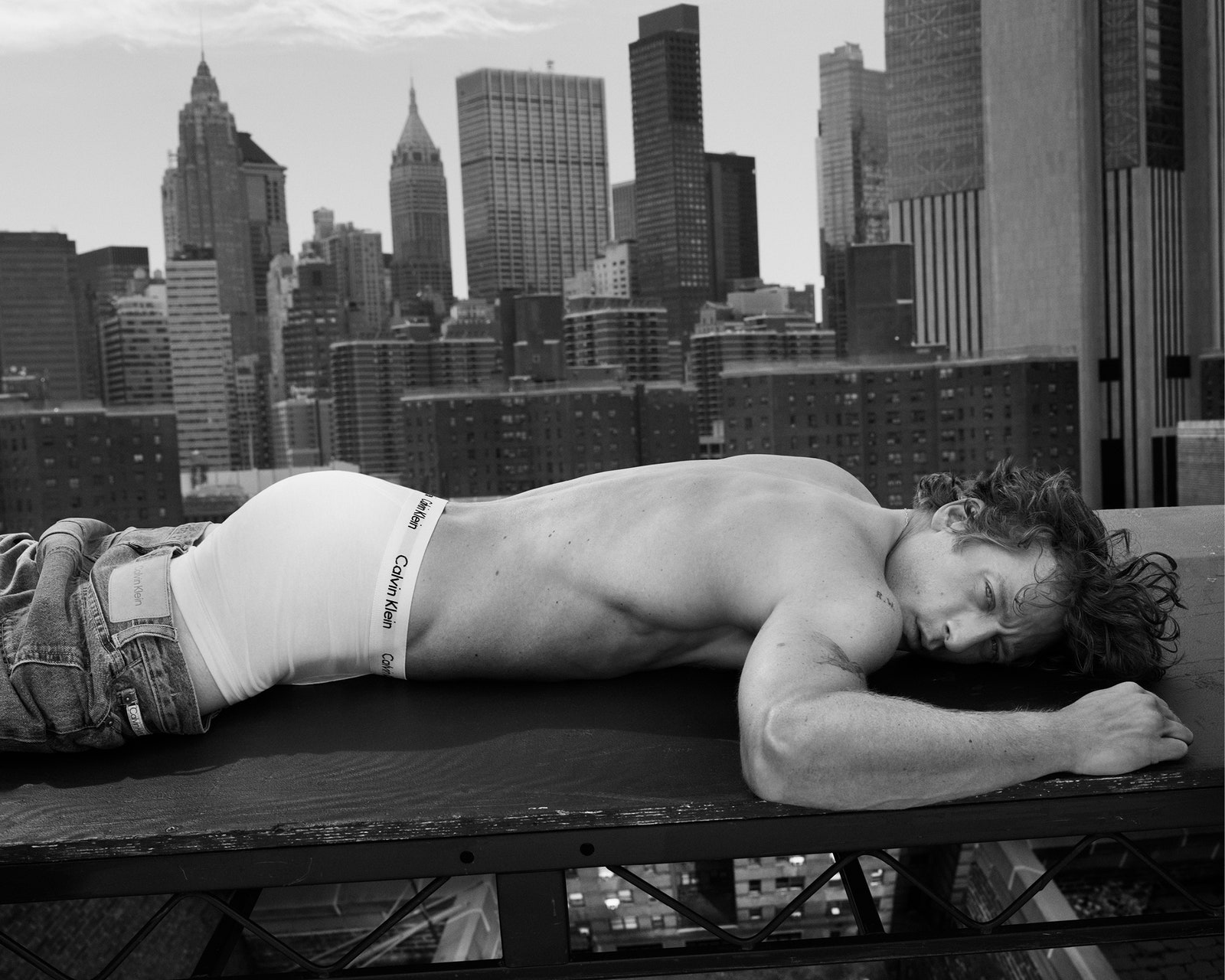 The Shareable Feast of Jeremy Allen White's Calvin Klein Ad | The ...