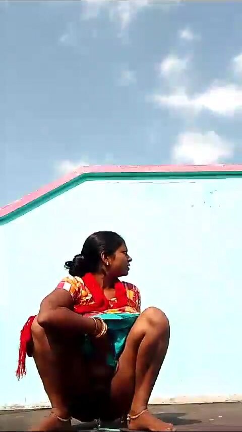 Desi piss on motta maadi - ThisVid.com 中文