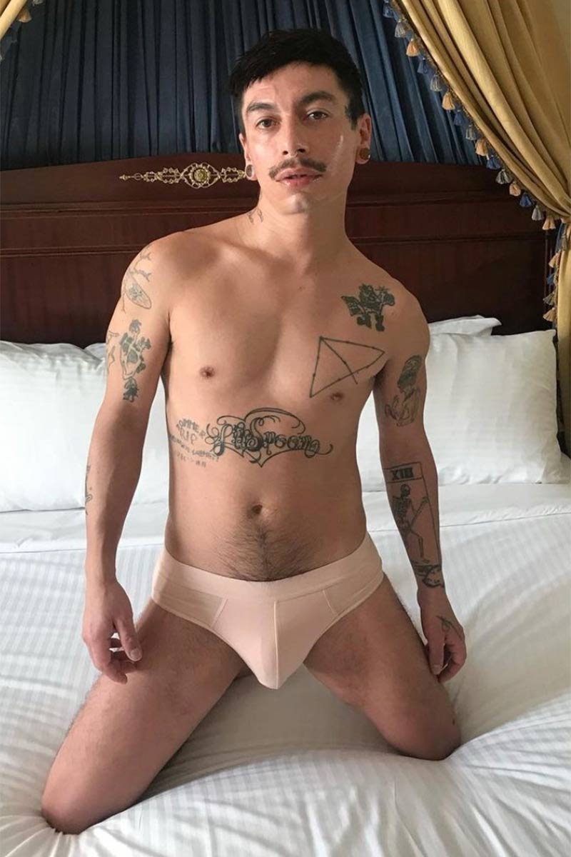 Johnny Castro | Gay Porn Star Database at WAYBIG