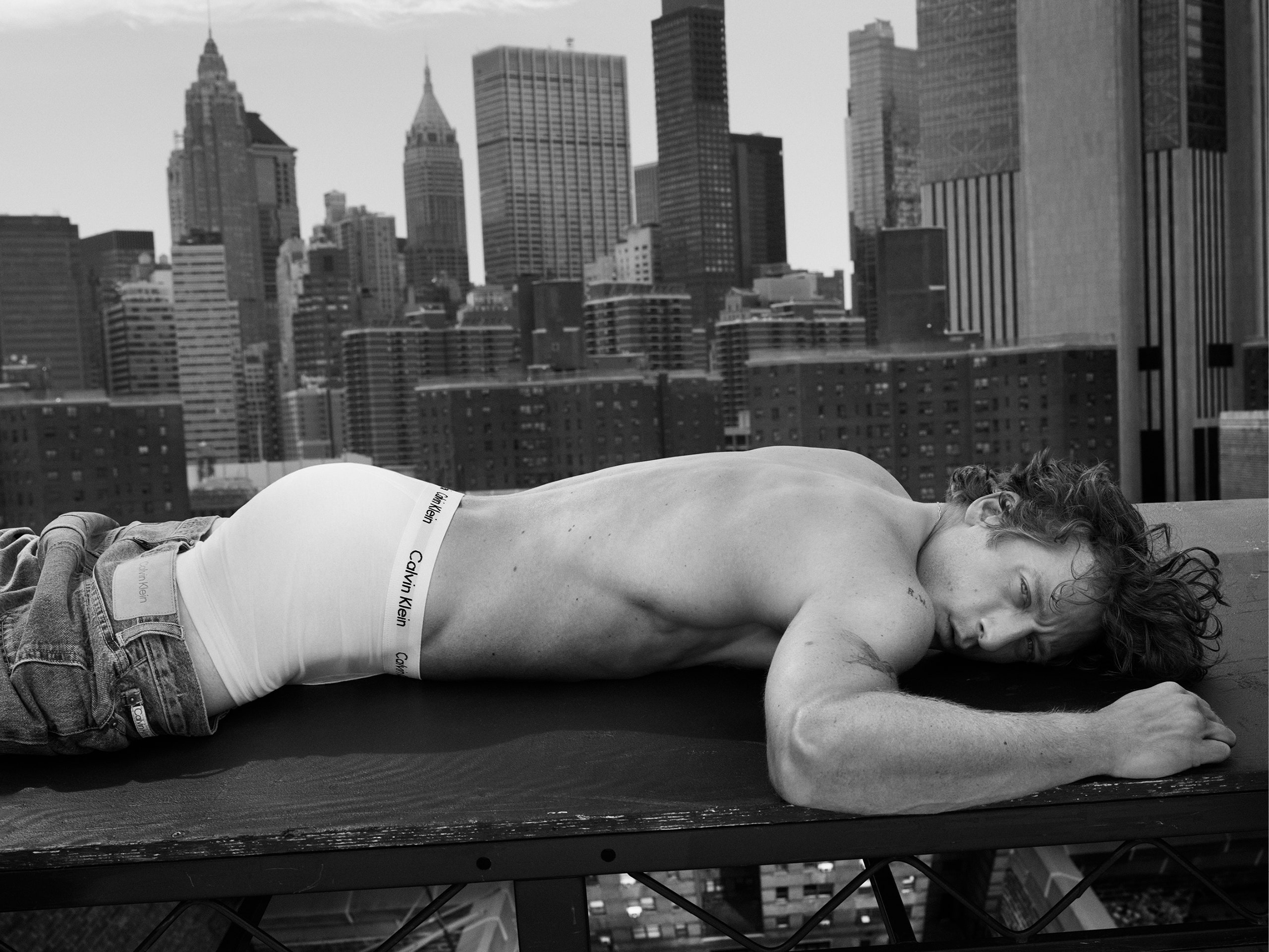 The Shareable Feast of Jeremy Allen White's Calvin Klein Ad | The ...