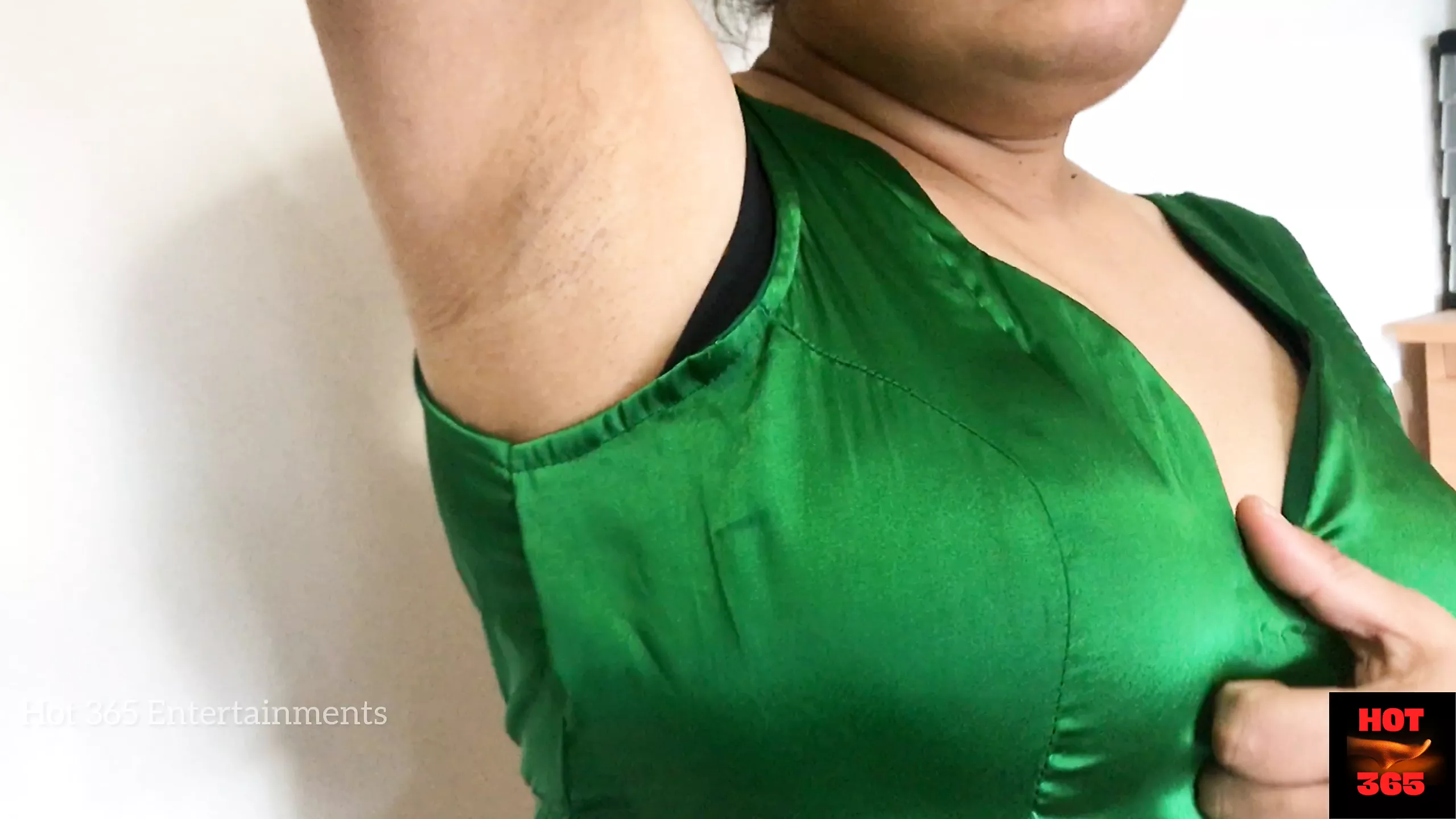 Changing the Saree Blouse - pressing my big boobs | xHamster