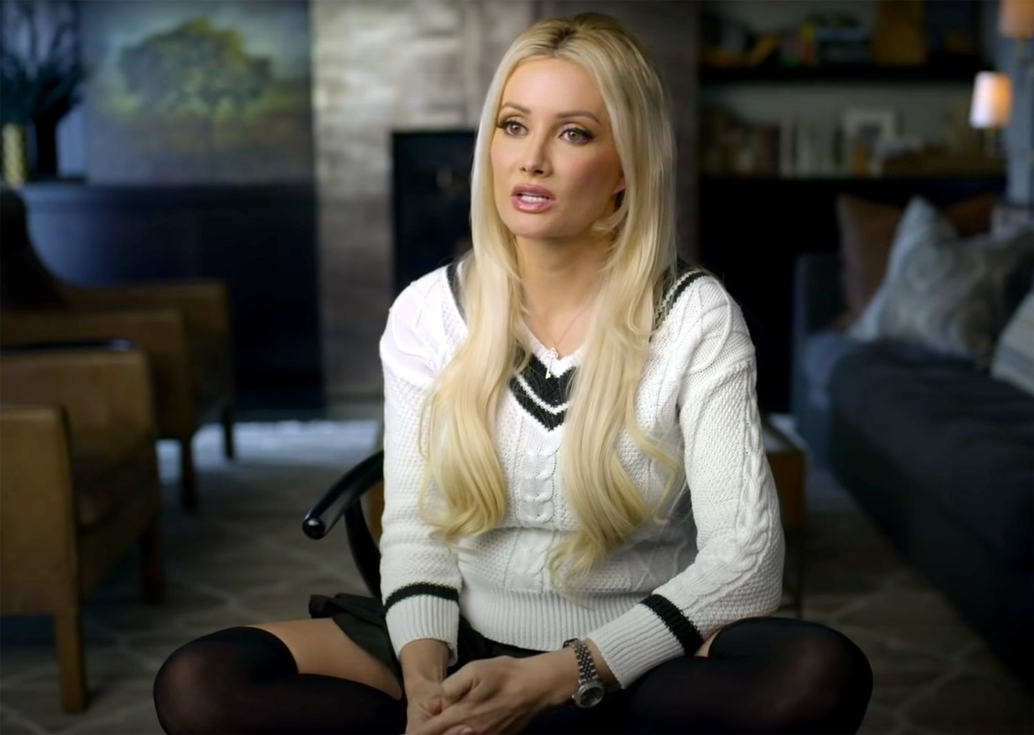 Secrets of Playboy' premiere: Holly Madison on 'mountain of ...